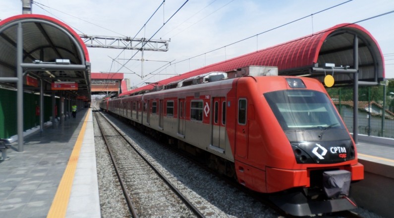 Lopes Kalil - ESTAÇÃO POÁ - LINHA 11 - CORAL 